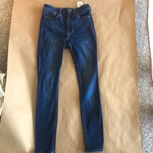 Hollister ultra high rise super skinny jeans